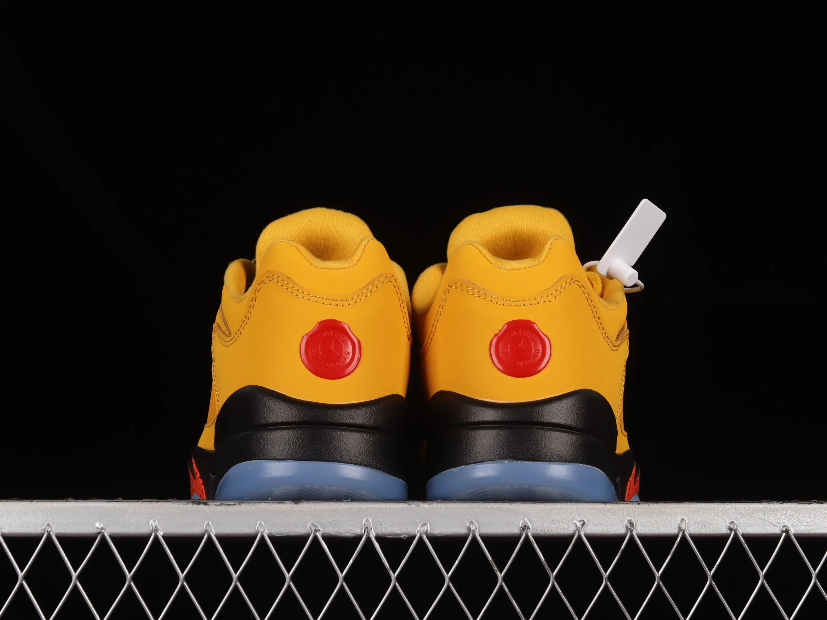 All categories Air Jordan Jordan series basketball shoes Air Jordan 5 Air Jordan Retro Low AJ5 Joe 5 black and yellow low-top basketball shoes DA8016-700